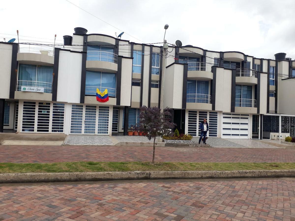 Habitaciones Familiares Tunja Norte エクステリア 写真